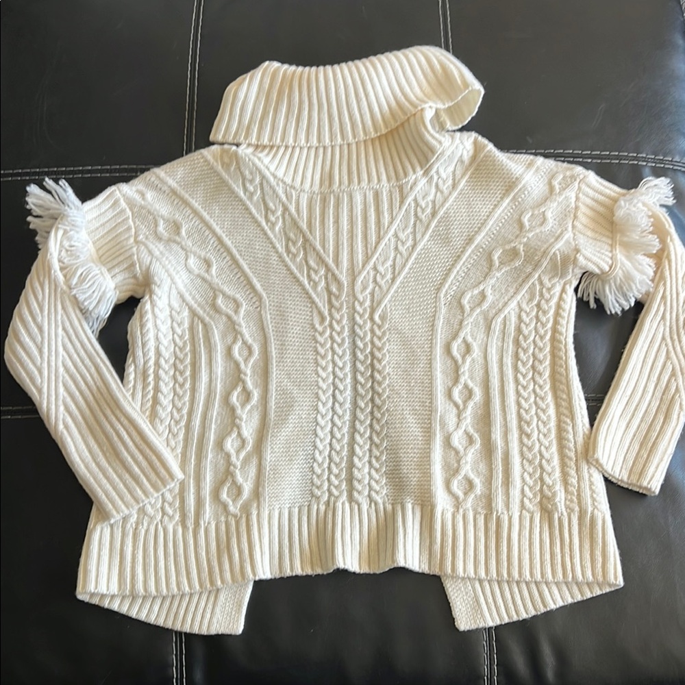 Cozy Cable Knit Turtleneck Sweater - Cream